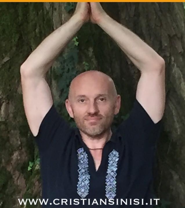 foto maestro yoga cristian sinisi